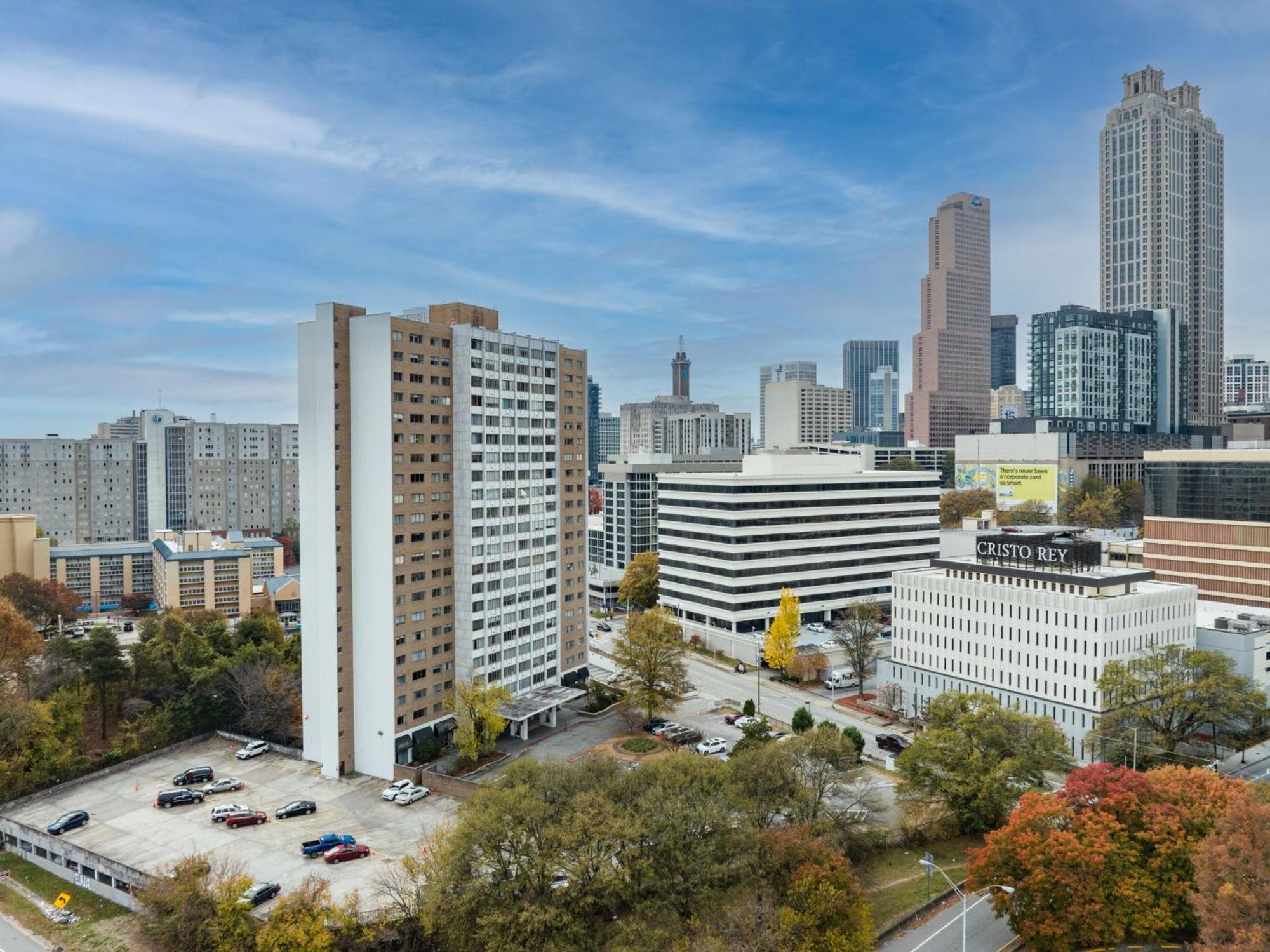 21Floor-Renovated 2Br,1Bath King And Queen Bed And Parking Atlanta Exterior foto